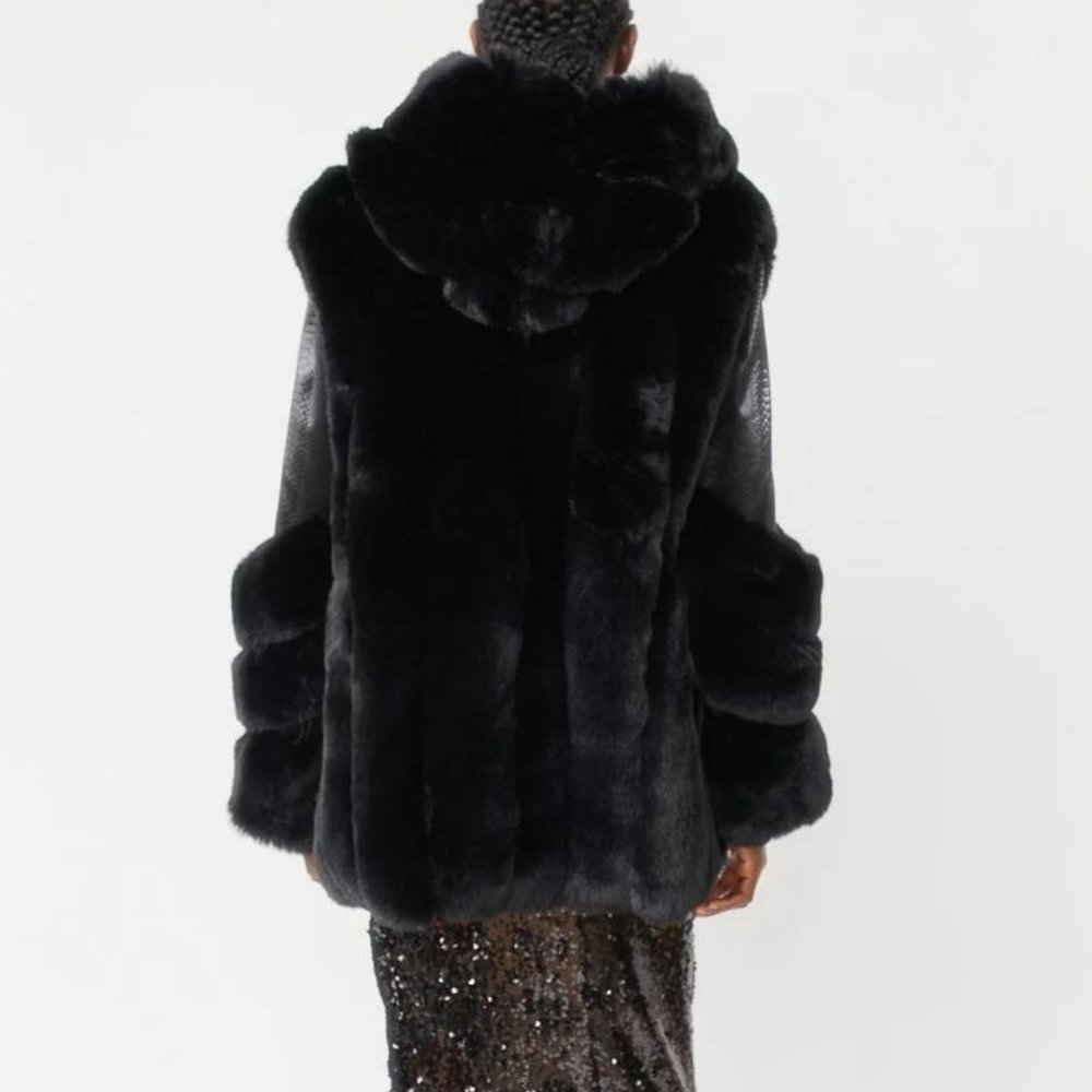 Jayley Collection Faux Mink Fur Hoodie Jacket